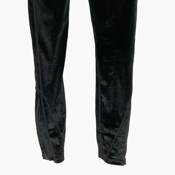 Sweaty Betty Opulence Velvet Leggings - Picture 13 of 16